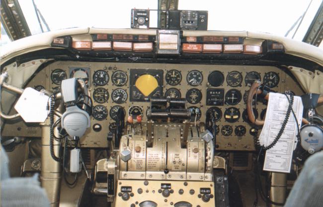 Martin 404 Cockpit